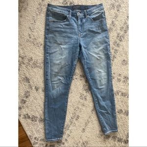 Lucky Brand - Mid Rise Skinny Jeans Size 10/30